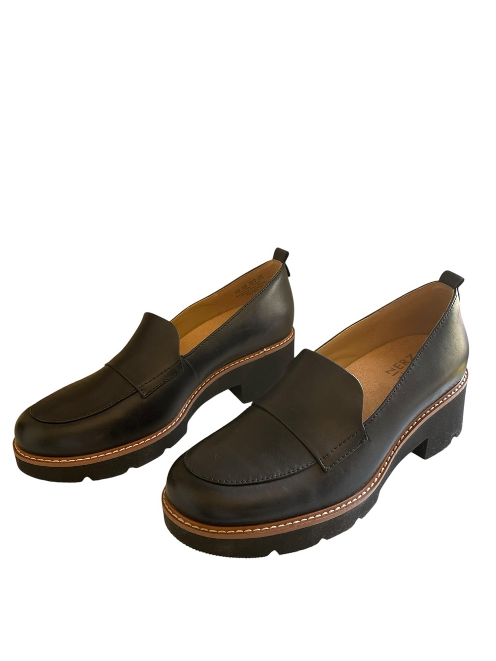 Naturalizer Darry Lug Black Leather Chunky Sole Loafers Size 8 NEW - Picture 5 of 14